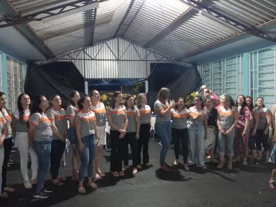Noite de AutÃ³grafos reuniu centenas de pessoas em Rio Bonito do IguaÃ§u